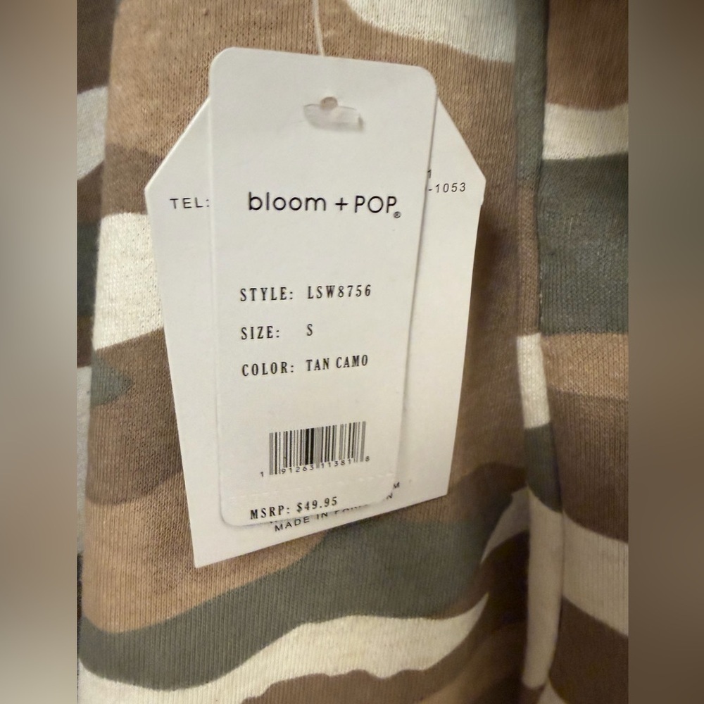 Bloom + Pop Camouflage Print Sweater Size Small - Picture 4 of 11